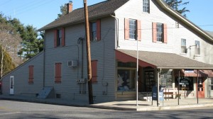 The post office and former general store (now, Aunt Betty's Kitchen)      